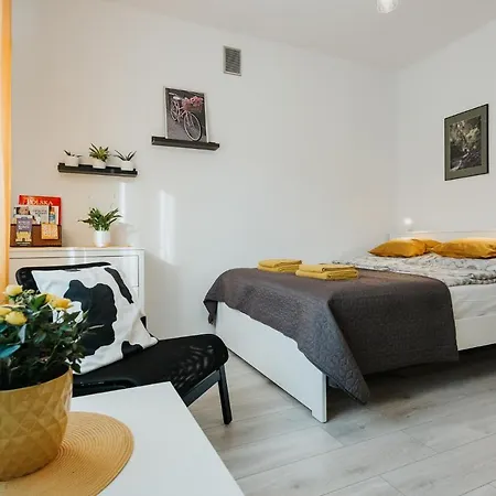 Charming Old Town & Jewish District, Quiet Neighborhood Daire Krakow