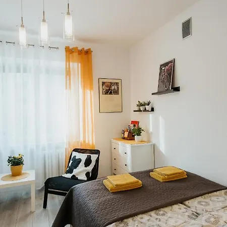 Daire Charming Old Town & Jewish District, Quiet Neighborhood *