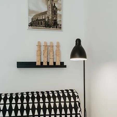 Charming Old Town & Jewish District, Quiet Neighborhood Daire