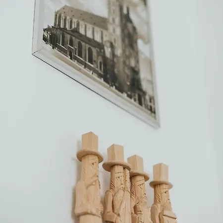 Lägenhet Charming Old Town & Jewish District, Quiet Neighborhood