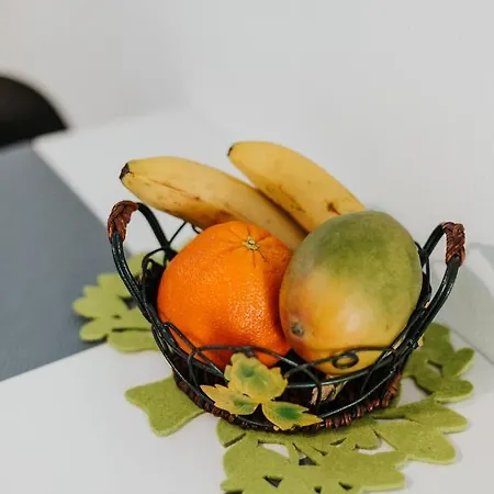 Charming Old Town & Jewish District, Quiet Neighborhood Kraków