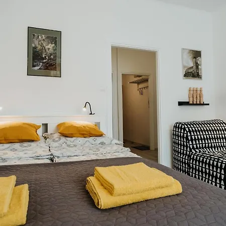 Charming Old Town & Jewish District, Quiet Neighborhood