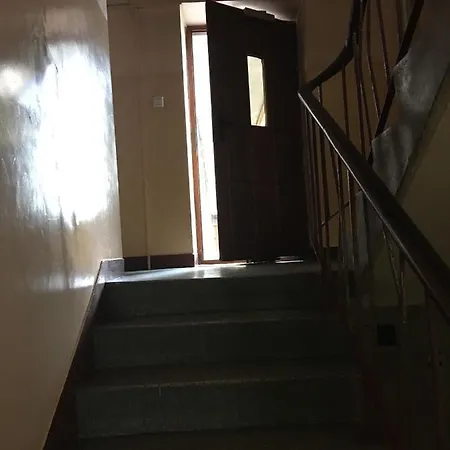 Charming Old Town & Jewish District, Quiet Neighborhood Lägenhet