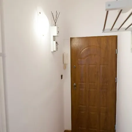 Lägenhet Charming Old Town & Jewish District, Quiet Neighborhood *