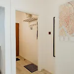 Charming Old Town & Jewish District, Quiet Neighborhood Apartamento *